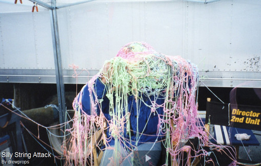 В Северной Ирландии хотят запретить String Spray - Silly String Attack (photo Flickr)