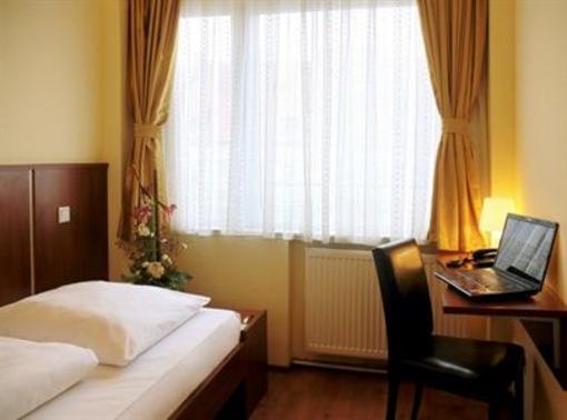 фото отеля Atlas City Hotel Munich