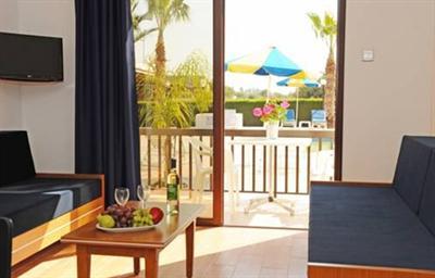 фото отеля Loutsiana Hotel Apartments Ayia Napa
