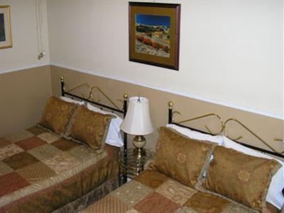 фото отеля La Plaza Inn
