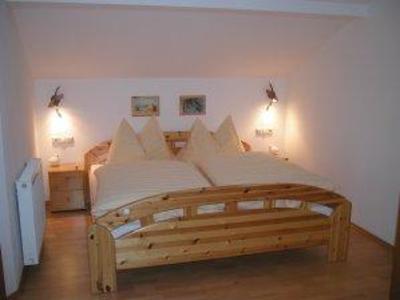 фото отеля Pfoser Pension
