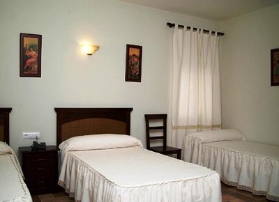 фото отеля Hotel Cervantes S.L.