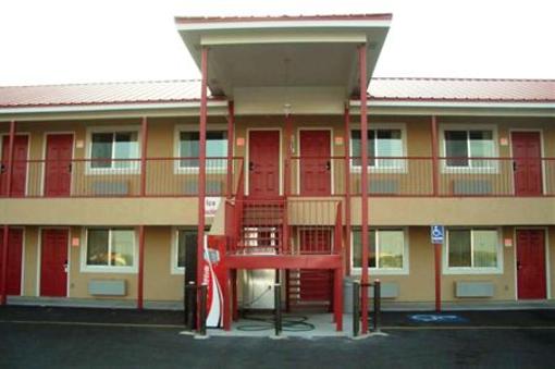 фото отеля Eagle Pass Inn
