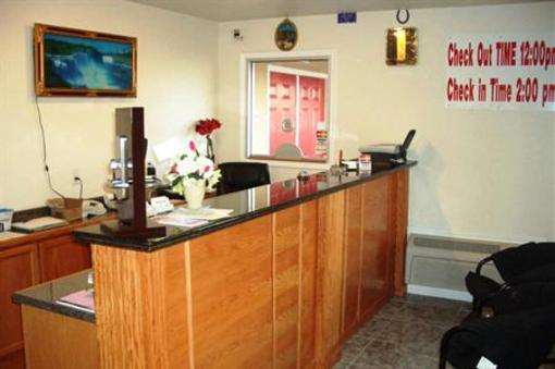 фото отеля Eagle Pass Inn