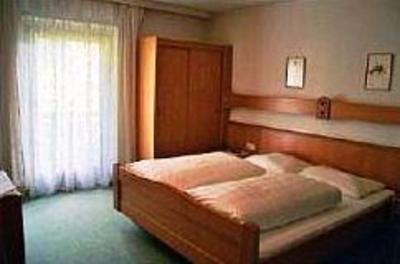 фото отеля Gästehaus Edelweiss Hotel Kolsass