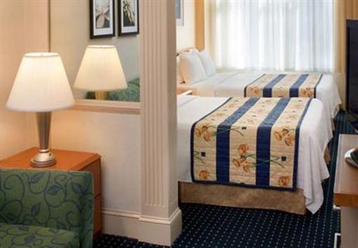 фото отеля SpringHill Suites Orlando Lake Buena Vista in Marriott Village