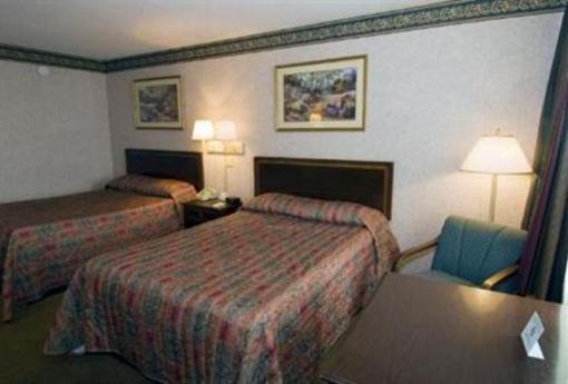 фото отеля Quality Inn & Suites Pilot Mountain