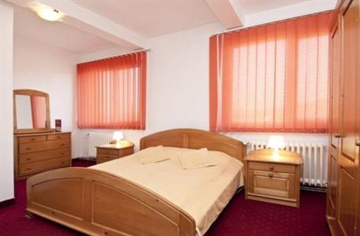 фото отеля Club Montana Motel Campina