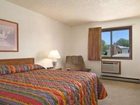 фото отеля Super 8 Hartford