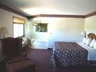 фото отеля AmericInn West Burlington