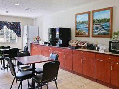 фото отеля Microtel Inn and Suites Lillington