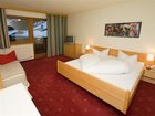 фото отеля Pension und Landhaus Steinkogel Sankt Leonhard im Pitztal