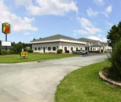 фото отеля Super 8 Motel Parsons