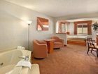 фото отеля Ramada Hotel & Suites Glendale Heights