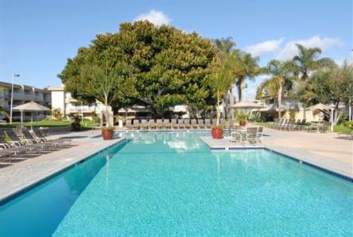 фото отеля Coronado Bay Club Apartments