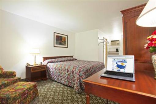 фото отеля Americas Best Value Inn Centralia