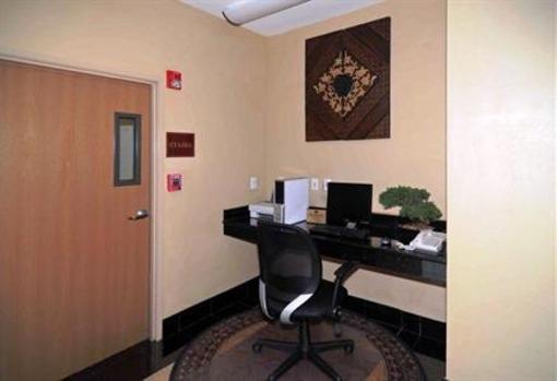 фото отеля BEST WESTERN Roanoke Inn & Suites