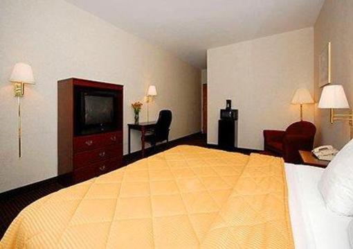 фото отеля Comfort Inn Kingdom City