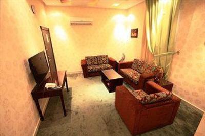 фото отеля Rest Night Hotel Suites- Al Falah