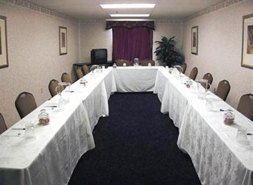 фото отеля Brentwood Inn & Suites