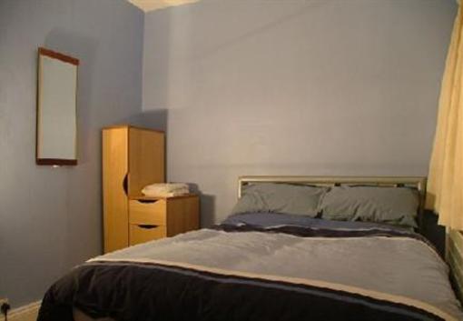 фото отеля Portrush Holiday Hostel