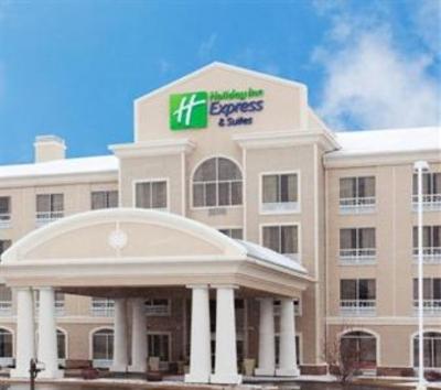 фото отеля Holiday Inn Express Hotel & Suites Rockford Loves Park