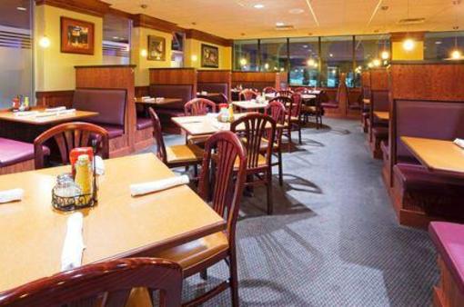 фото отеля Holiday Inn Fairmont