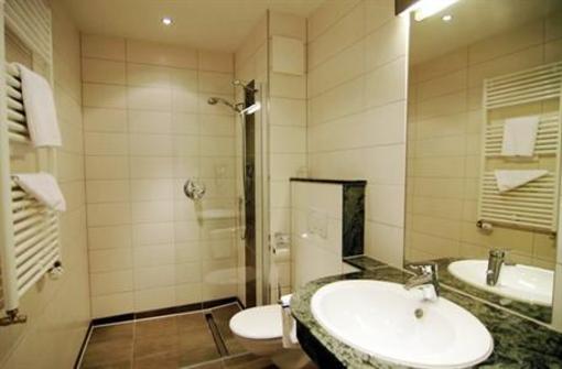 фото отеля Altes Landhaus Hotel