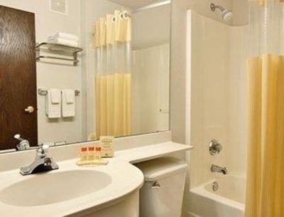 фото отеля Days Inn & Suites Faribault