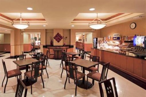 фото отеля Holiday Inn Express Hotel & Suites Pembroke Pines