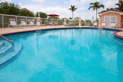 фото отеля Holiday Inn Express Hotel & Suites Pembroke Pines