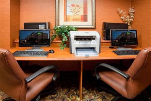 фото отеля Holiday Inn Express Hotel & Suites Pembroke Pines