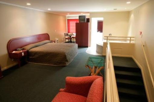 фото отеля Cornwall Motor Lodge