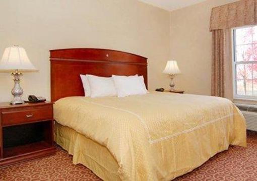 фото отеля Comfort Suites East Brunswick