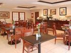 фото отеля Comfort Suites East Brunswick
