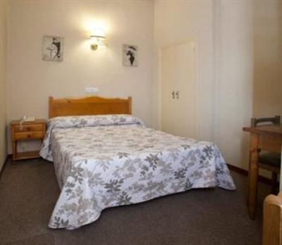 фото отеля Hostal Andorra Madrid