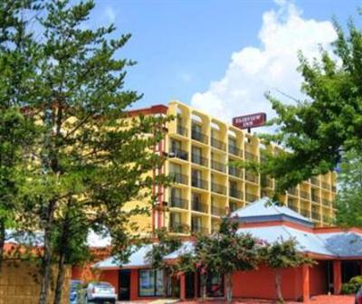 фото отеля Fairview Inn Six Flags