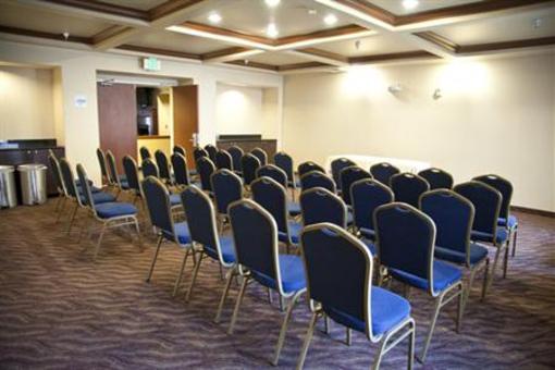 фото отеля Holiday Inn Express San Pablo