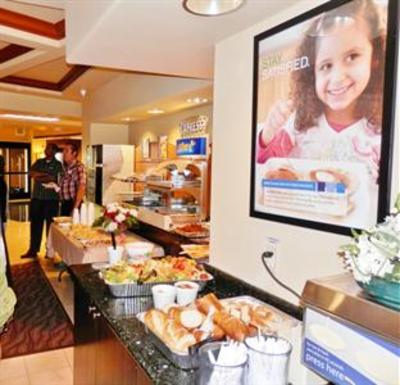 фото отеля Holiday Inn Express San Pablo