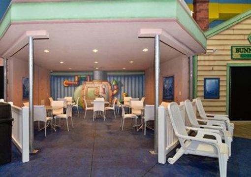 фото отеля Sleep Inn & Suites and Indoor Water Park