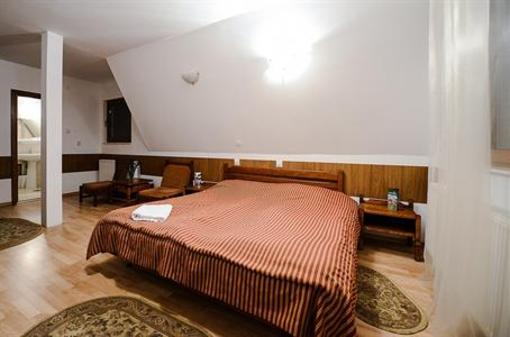 фото отеля Cabana Capra Hotel Arefu