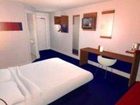 фото отеля Travelodge Edinburgh Central Rose Street