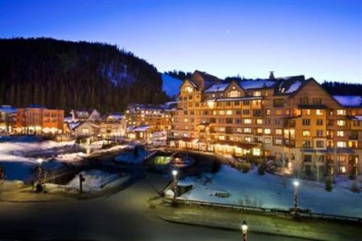 фото отеля Zephyr Mountain Lodge