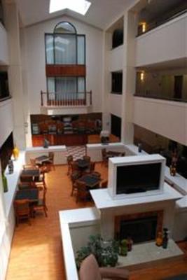 фото отеля Holiday Inn Express Milton