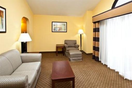 фото отеля Holiday Inn Express Milton