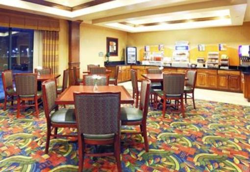 фото отеля Holiday Inn Express & Suites - Little Rock West