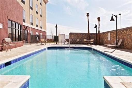 фото отеля Holiday Inn Express & Suites El Paso Airport Area