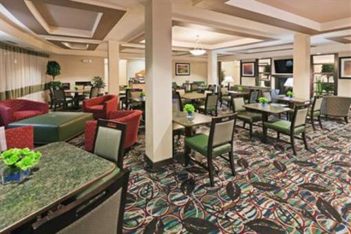 фото отеля Holiday Inn Express & Suites El Paso Airport Area