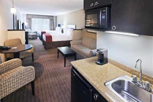 фото отеля Holiday Inn Express & Suites El Paso Airport Area