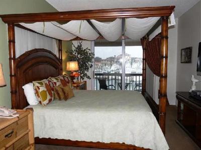 фото отеля Inn at Camachee Harbor
